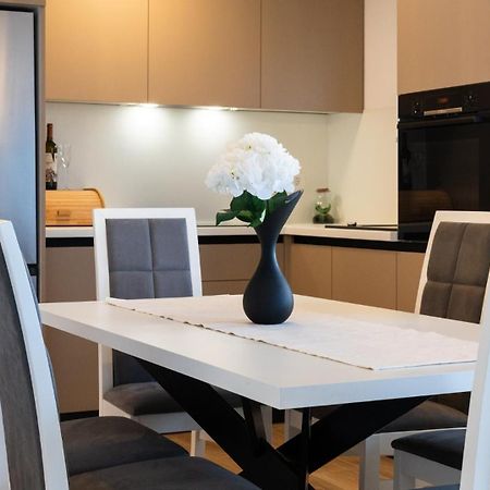 טרוגיר Apartments Summer מראה חיצוני תמונה