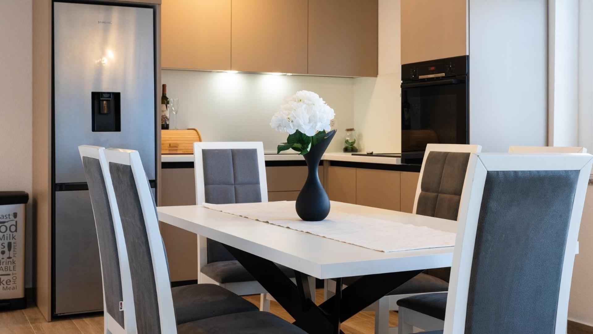 טרוגיר Apartments Summer מראה חיצוני תמונה
