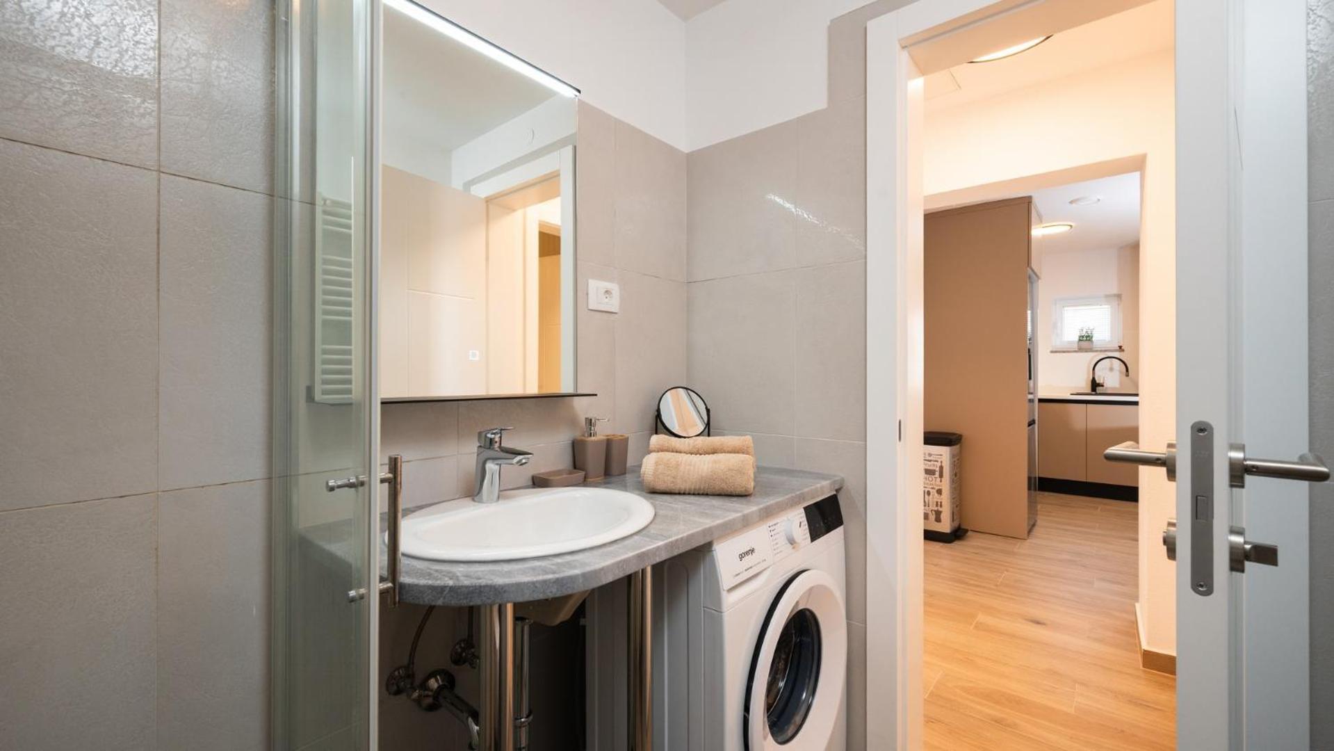 טרוגיר Apartments Summer מראה חיצוני תמונה