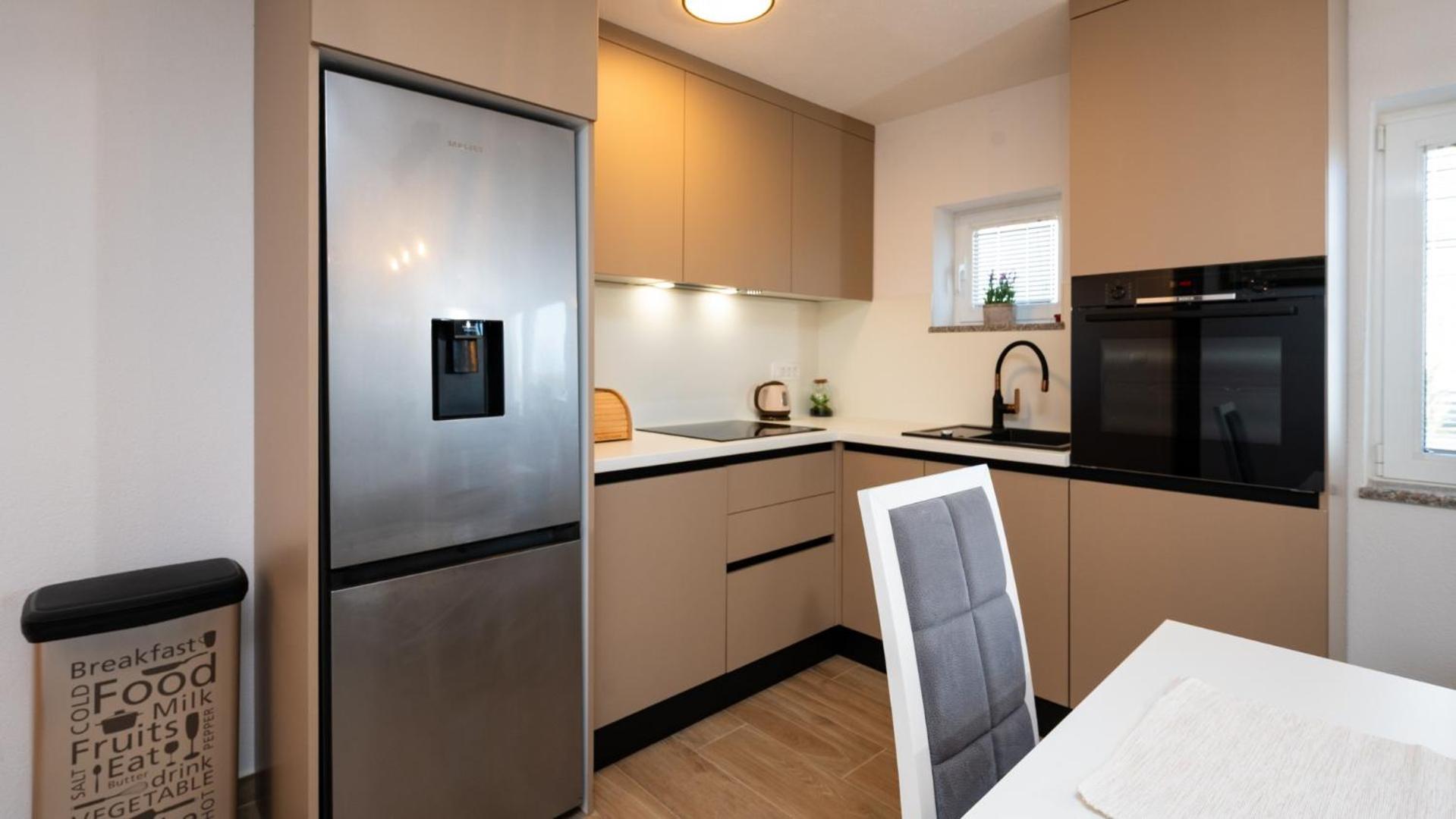 טרוגיר Apartments Summer מראה חיצוני תמונה
